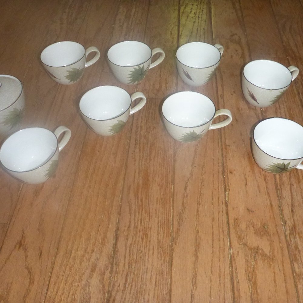8 Harmony House Stoneware Maple Leaf Coffee/Tea Cups w Sugar Jar & Creamer Japan